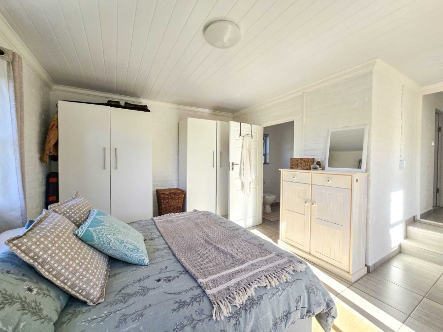 2 Bedroom Property for Sale in Stilbaai Wes Western Cape